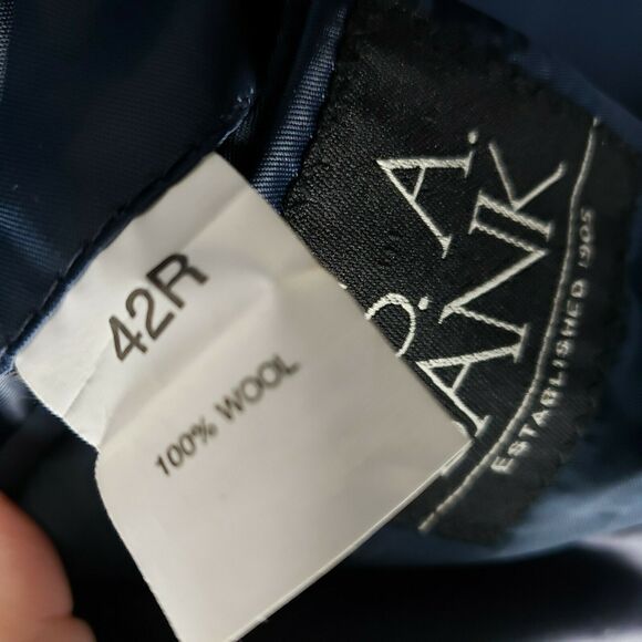 Jos A Bank Men's Blazer Size 42R Wool Navy 2 Button Sports Coat Eagle Buttons - Picture 8 of 8